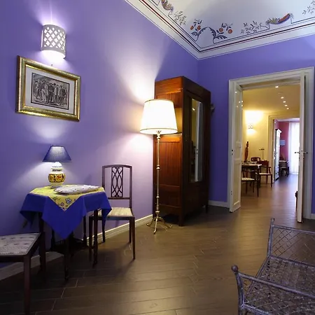 Couette-café Pacetti's Place 3*